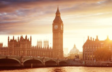 UK_London_Big Ben and Westminster at sunset (zmensene)